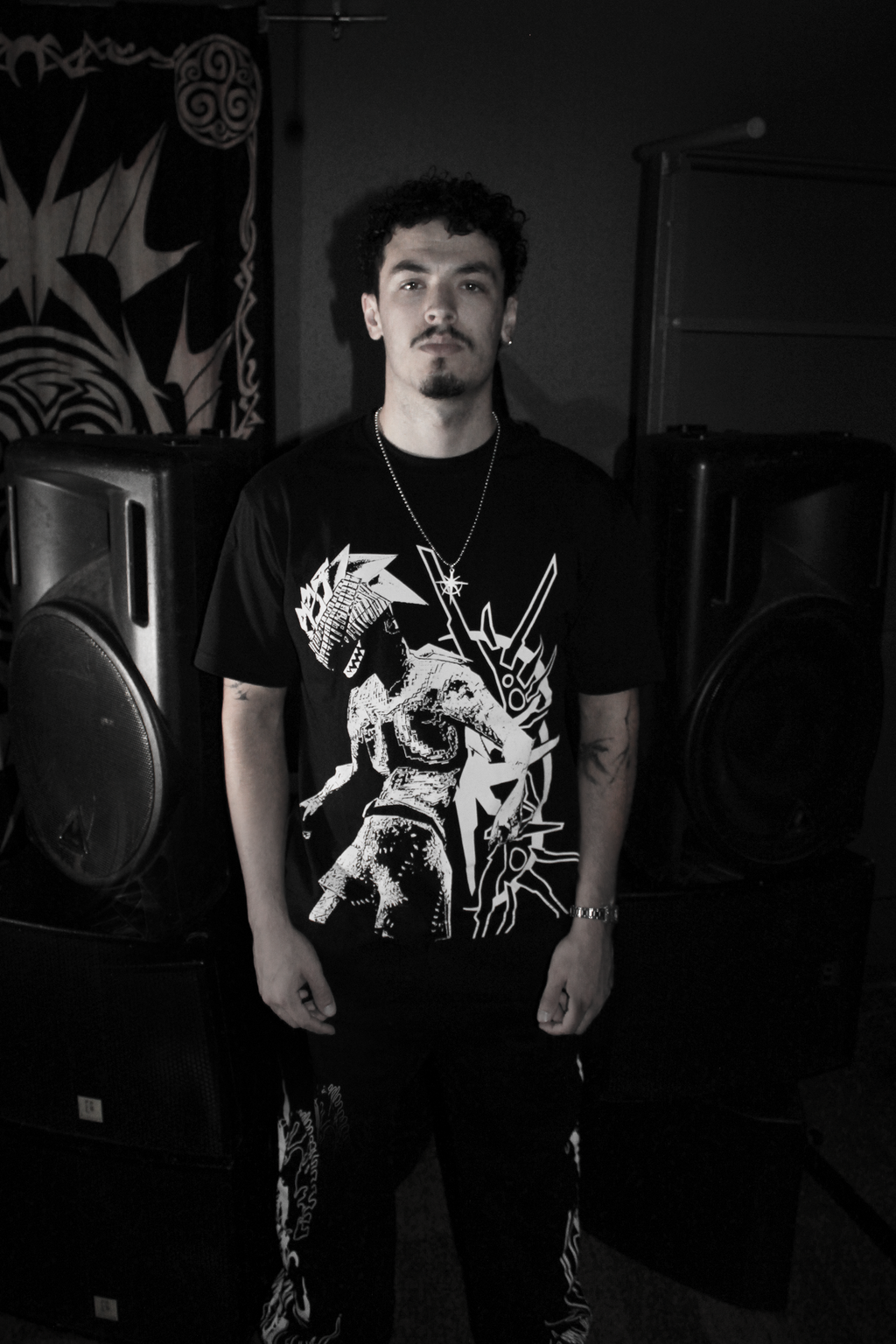 LOWKIH T-SHIRT